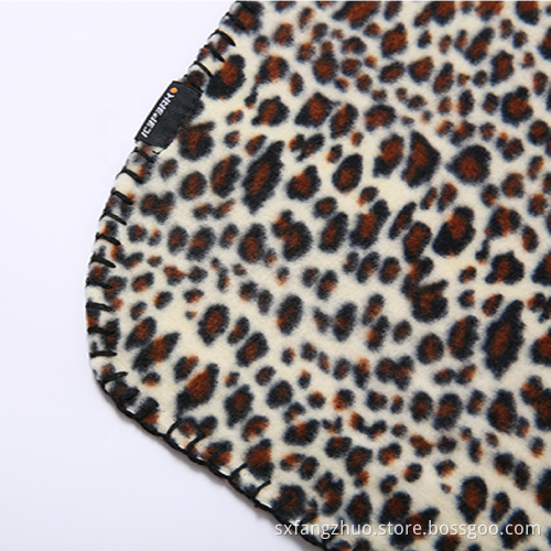 Grosir melempar selimut microfleece fuzzy hangat